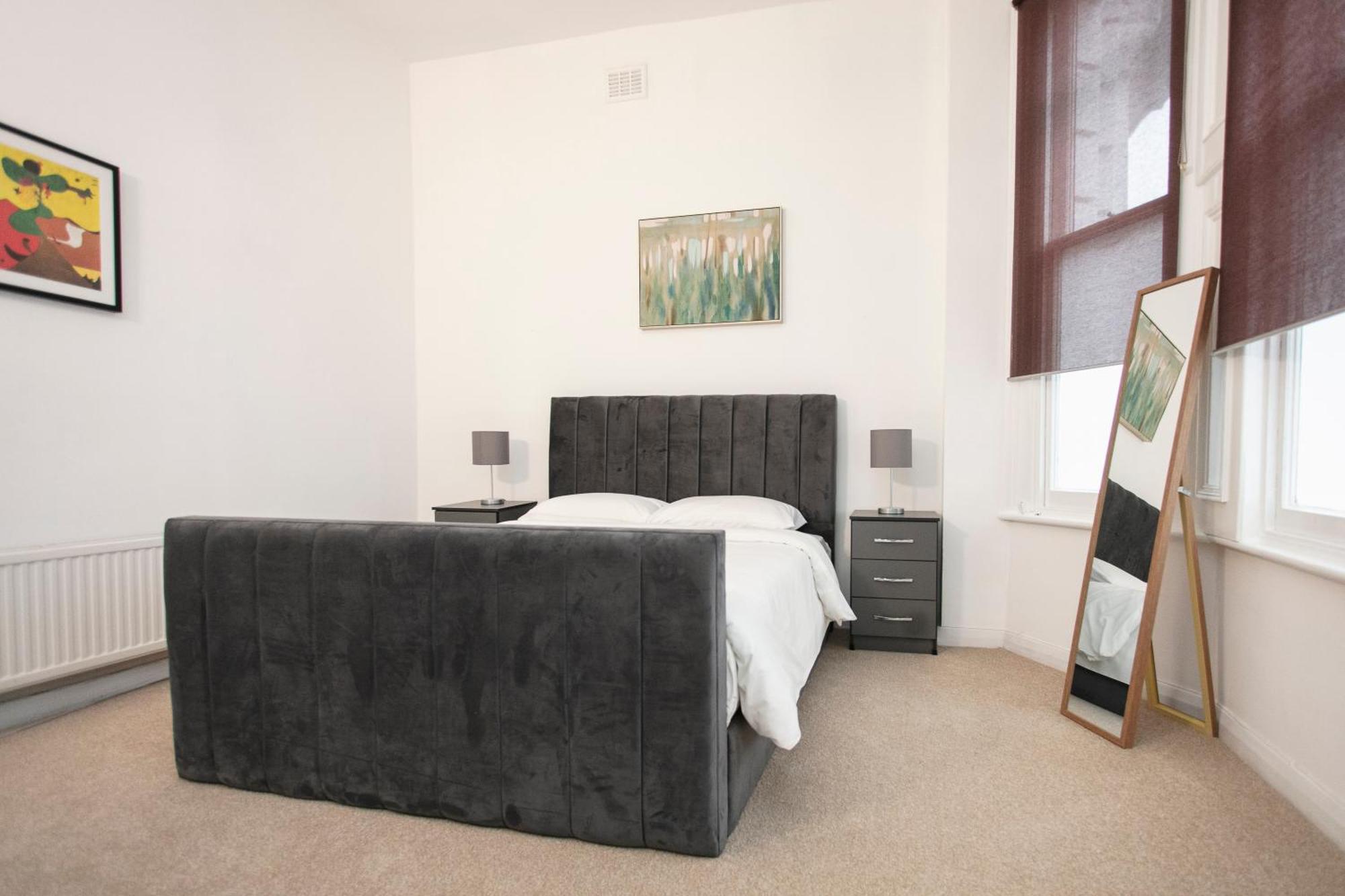 Stylish 2 Bedroom Flat In Notting Hill Apartment